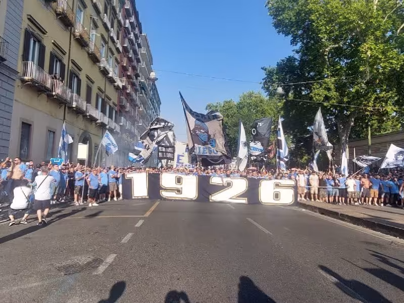 Napoli o'zining 100 yillik yubileyini nishonlamoqda