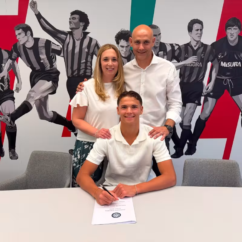 Andrea Donato «Inter» bilan ilk professional shartnomasini imzoladi