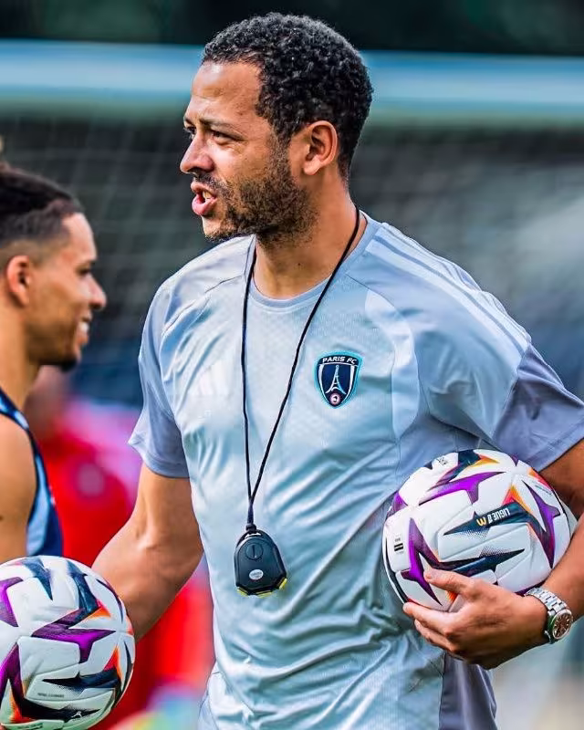 Liam Rosenior: "Eng muhimi sxema emas, o'yin g'oyalari"