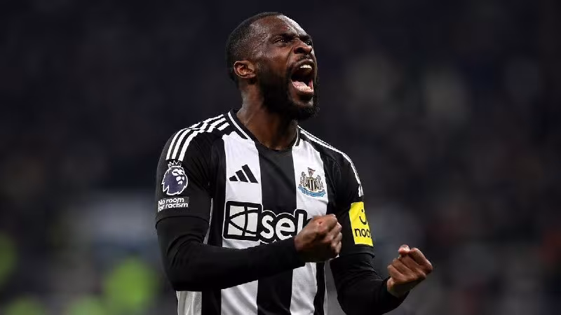 Fikayo Tomori yozgi transferlar oynasida «Milan»ni tark etishi mumkin