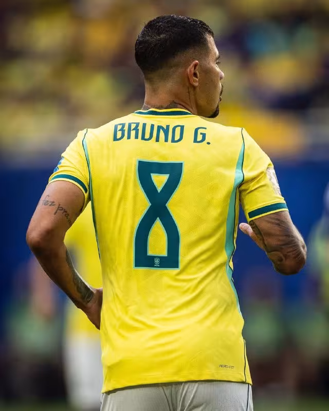 Arsenal Bruno Gimaraish transferi bo'yicha muzokaralarni qayta boshlaydi