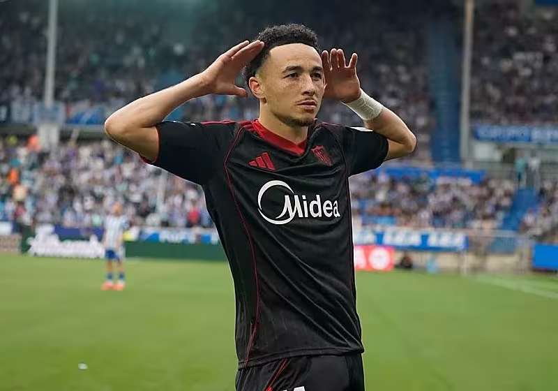 Ruben Vargas "Olimpiakos" bilan kelishuvga erishdi