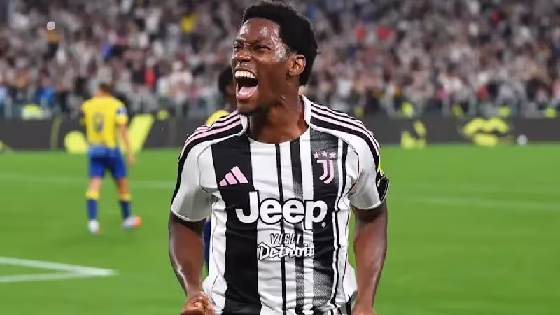 Como Jonatan David variantini ko'rib chiqmoqda