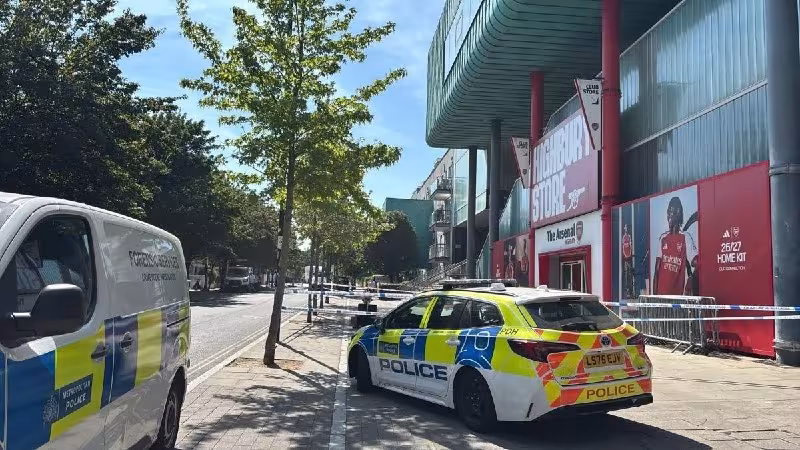 Arsenal do'koniga o'g'rilikka tushildi