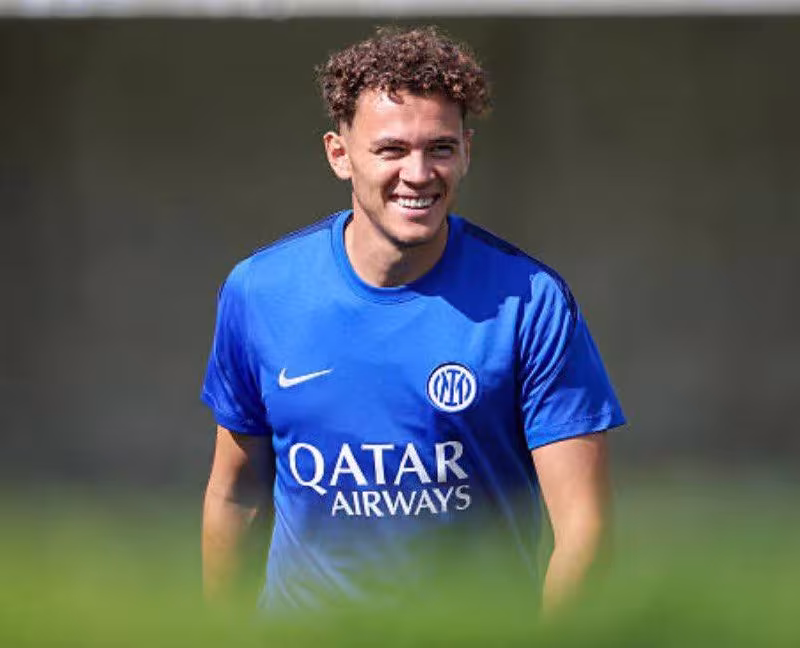 «Montsa» Kristyan Asllani transferi bo'yicha muzokaralarni boshladi