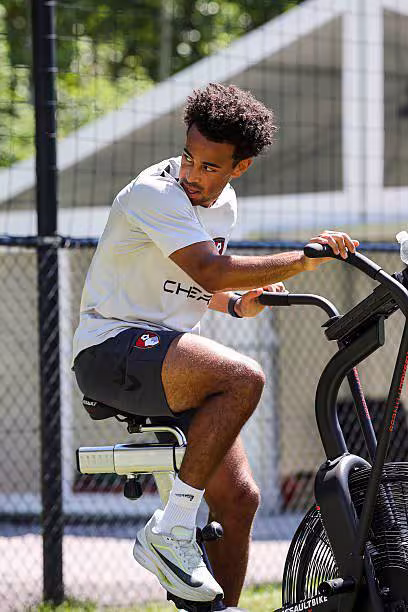 Tayler Adams «Manchester United»ga o'tishga qiziqmoqda