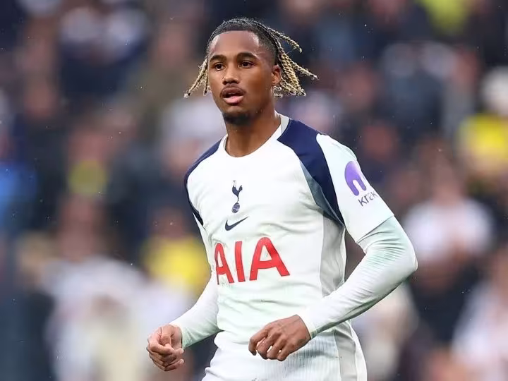 Wilson Odobert «Tottenxem»da mahalliy tarbiyalanuvchi maqomini oldi