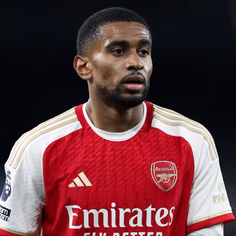 Ris Nelson Arsenal bilan shartnomani bekor qildi