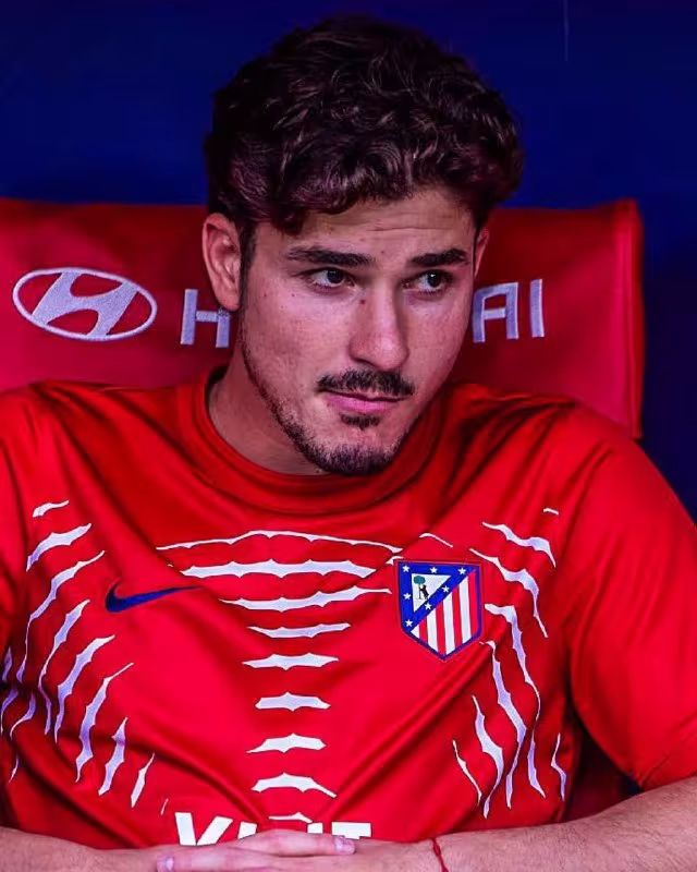 Julian Alvarez haqidagi xabarlar rad etildi
