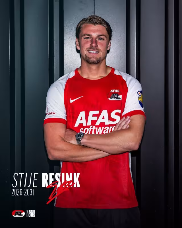 Stiye Resink AZ futbolchisiga aylandi