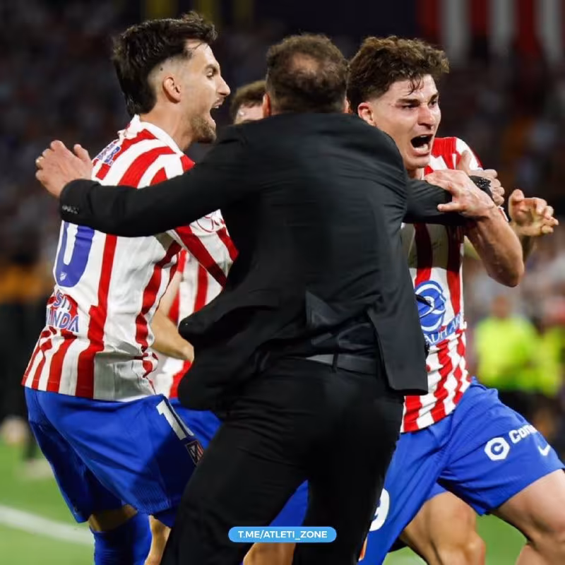 Diego Simeone Xulian Alvaresga ishonch bildirmoqda
