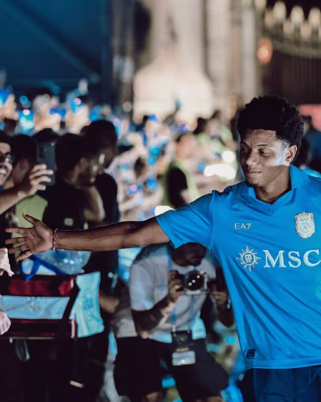 David Neres A Seriya birinchi turini o'tkazib yuboradi