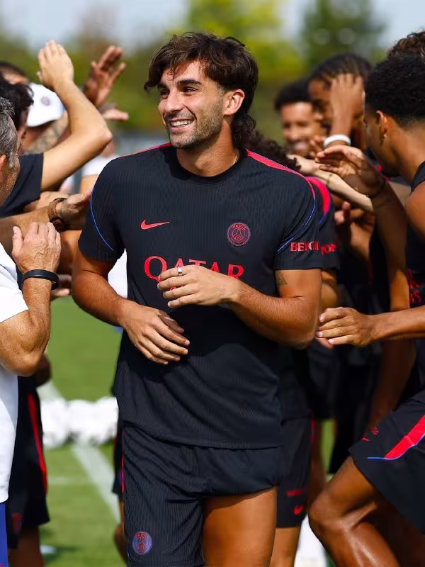 Ferran Torres PSJ mashg'ulotlariga qo'shildi