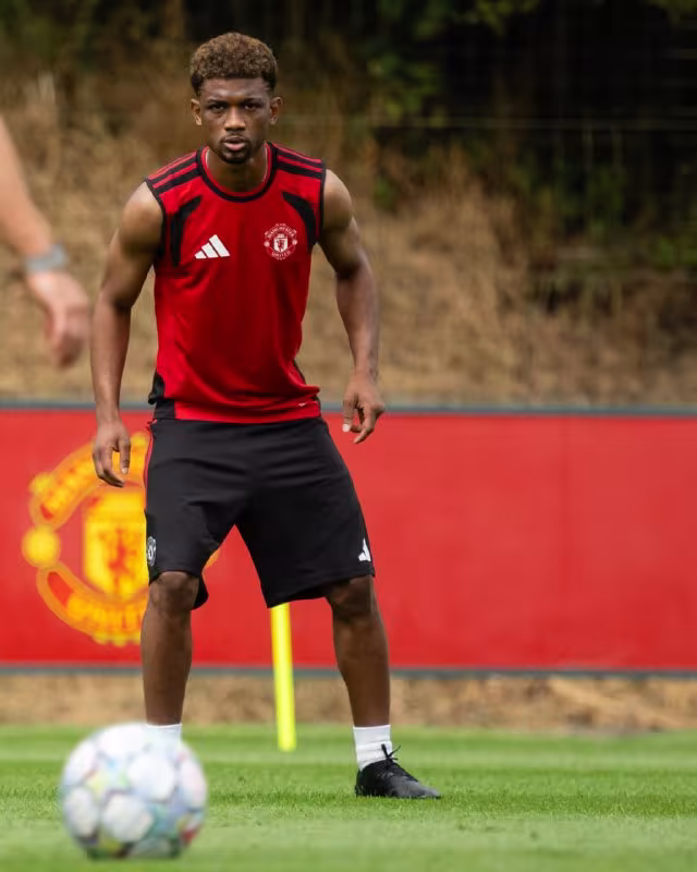 Amad Diallo jarohat olib, tibbiy ko'rikdan o'tmoqda