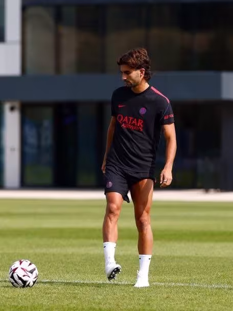 Ferran Torres PSJ mashg'ulotlariga qo'shildi
