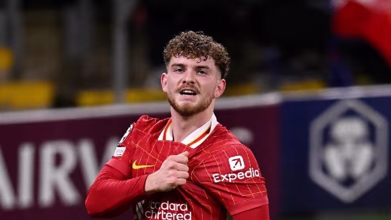 Valensiya Xarvi Elliott va Larji Ramazani transferi ustida ishlamoqda