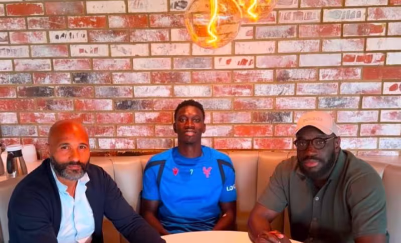 Ismaila Sarr "Galatasaroy"ga o'tishga yaqin