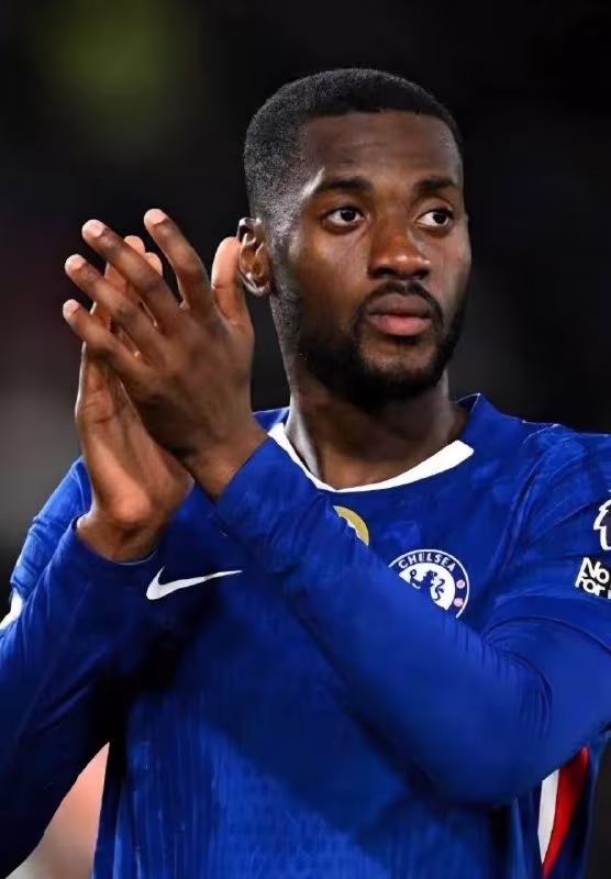 Tosin Adarabioyo yozda klubini o'zgartirishi mumkin