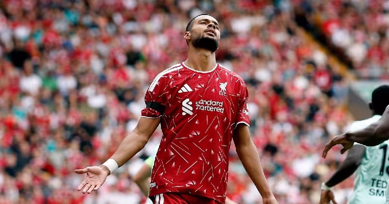 Kodi Gakpo "Tottenxem" nishonida, "Liverpul" esa ikkilanmoqda