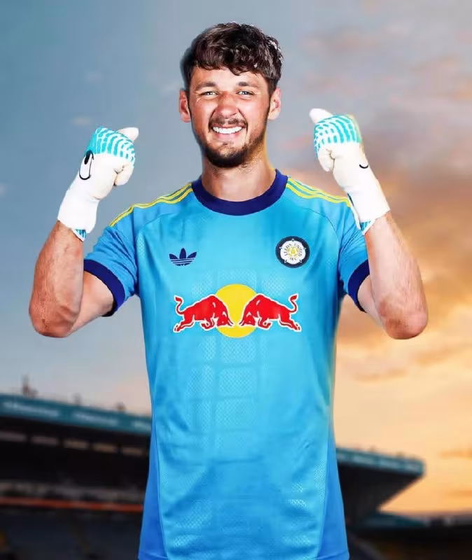 Jeyms Trafford tibbiy ko'rikdan o'tdi