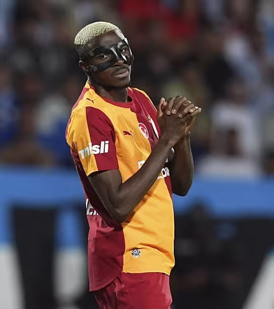 Galatasaroy Osimhenni 150 million yevro evaziga qo'yib yuborishga tayyor