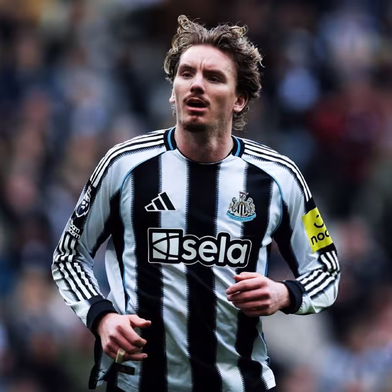 Juventus Newcastle futbolchisi Voltemade bilan qiziqmoqda