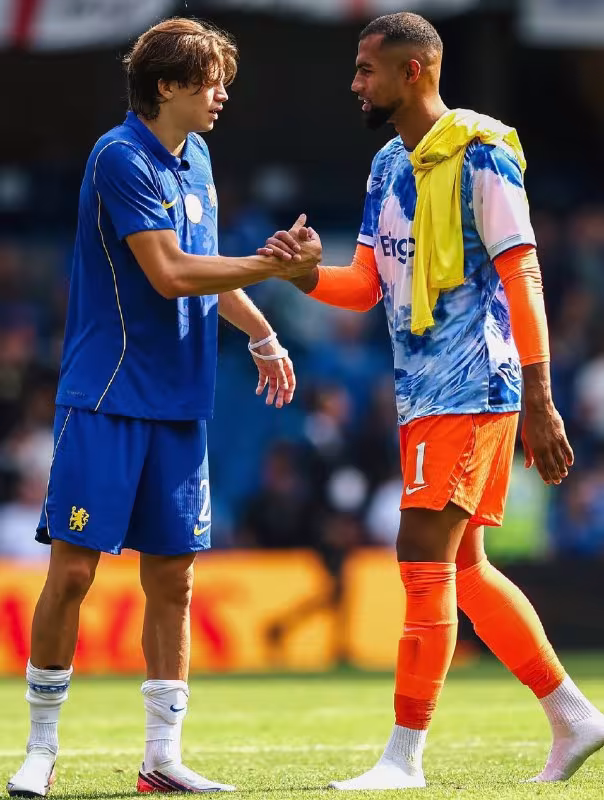 Chelsea darvozabon Robert Sanchesga klubni tark etishga ruxsat berdi
