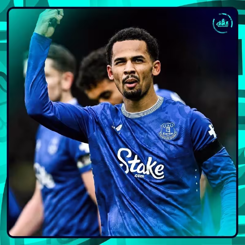 Manchester City Iliman Ndiaye transferi bo'yicha muzokaralarni davom ettirmoqda