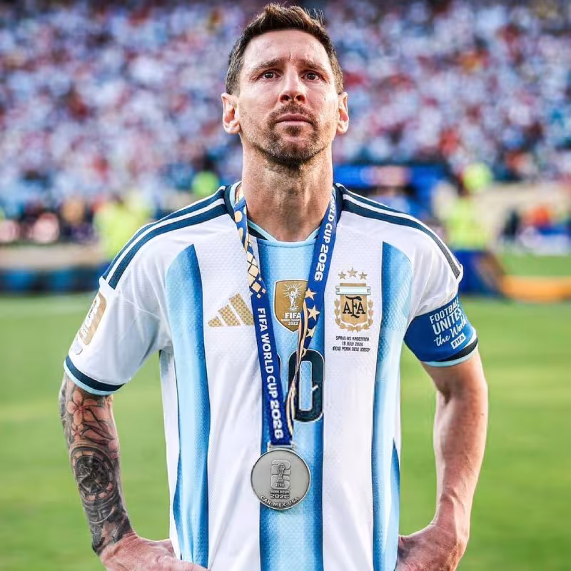 Lionel Messi terma jamoadagi faoliyatini yakunladi