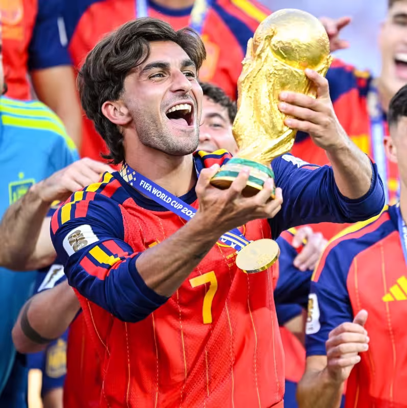 PSJ Ferran Torres transferi bo'yicha muzokaralarni boshlaydi