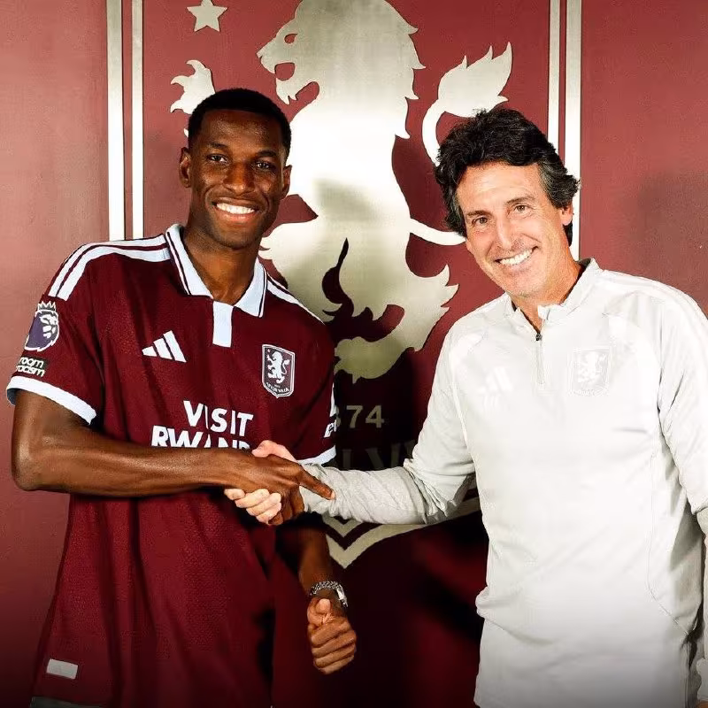 Nikolas Jekson «Aston Villa» futbolchisiga aylandi