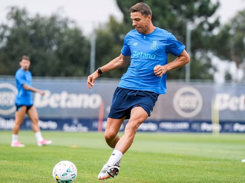 Yan Bednarek chempionat starti oldidan safga qaytdi