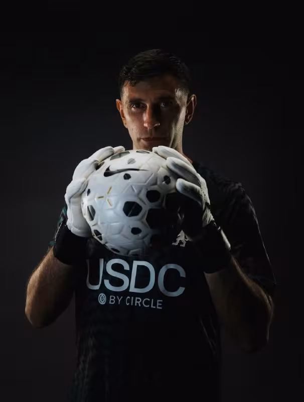Emiliano Martines «Chelsi»ga o'tdi