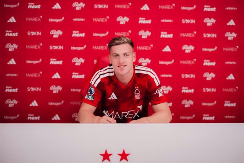 Liam Delap «Nottingem Forest» futbolchisiga aylandi