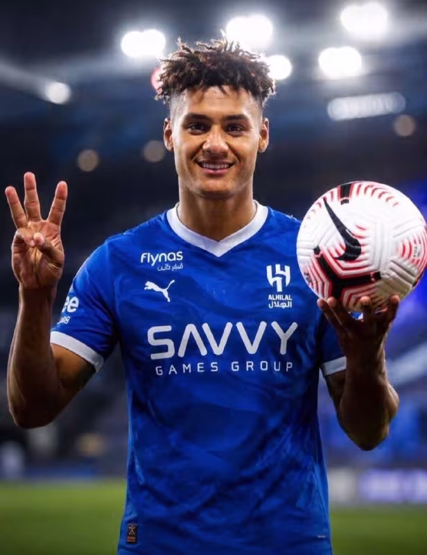 Al-Hilol Ollie Watkinsga qiziqish bildirmoqda