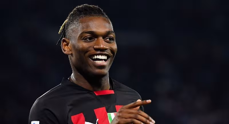 Rafael Leao «Roma»ga taklif etildi