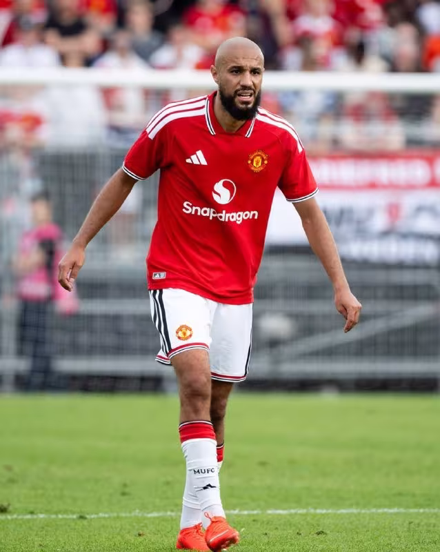 Mazraui "Manchester Yunayted"dagi yangi futbolchilar haqida fikr bildirdi
