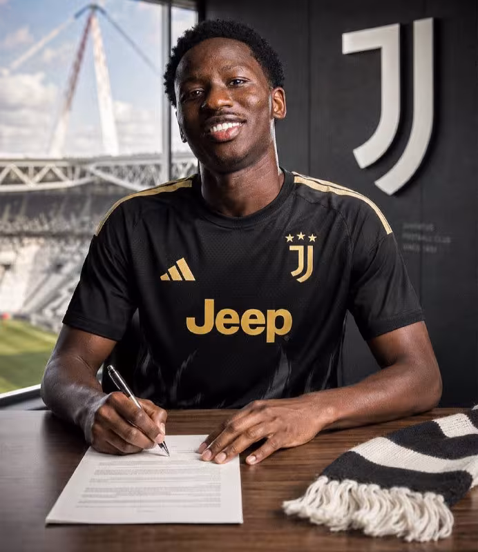 Pape Matar Sarr Turin shahriga yetib keladi