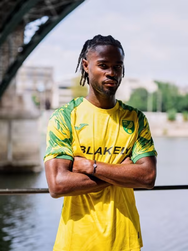 Darlin Yongva Norvich Siti futbolchisiga aylandi