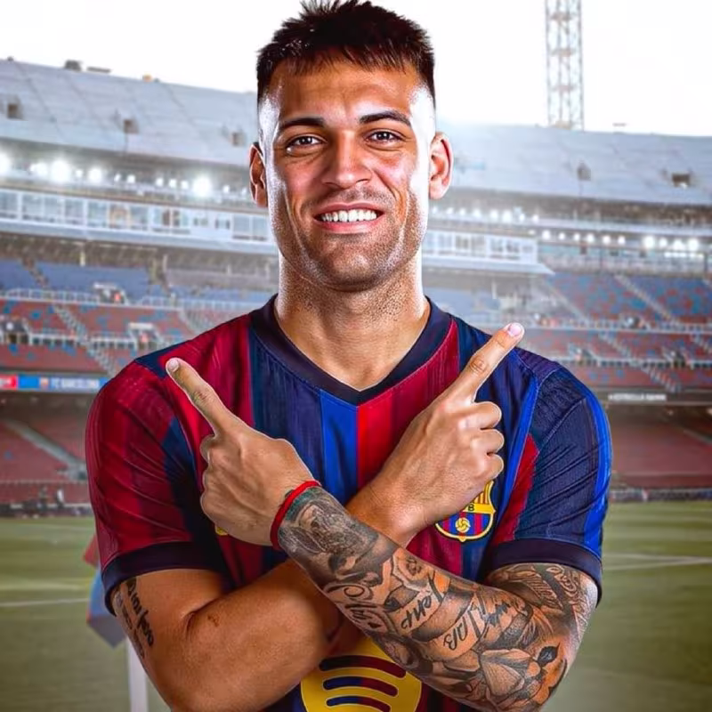 Barselona Lautaro Martinesni nishonga oldi