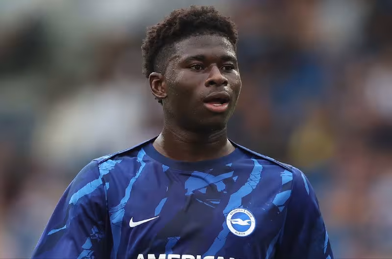 Karlos Baleba Manchester Yunaytedga o'tishi kutilmoqda