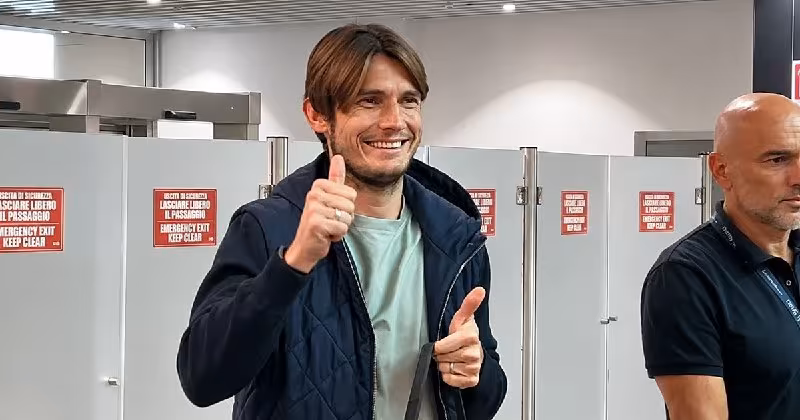 Marten de Roon Rimga yetib keldi