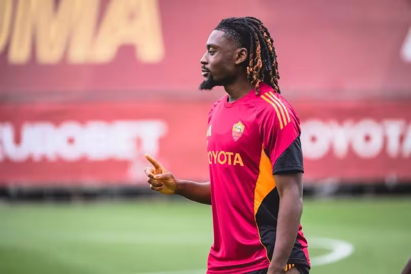 Manu Kone «Manchester Yunayted»ga o'tmasligi mumkin