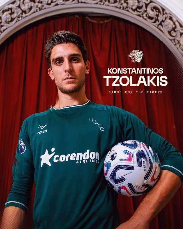 Konstantinos Tzolakis «Xall Siti» futbolchisiga aylandi