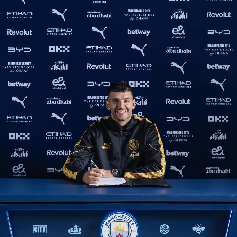 Ugu Viana Rulli'ning "Manchester Siti"ga qaytishi haqida fikr bildirdi