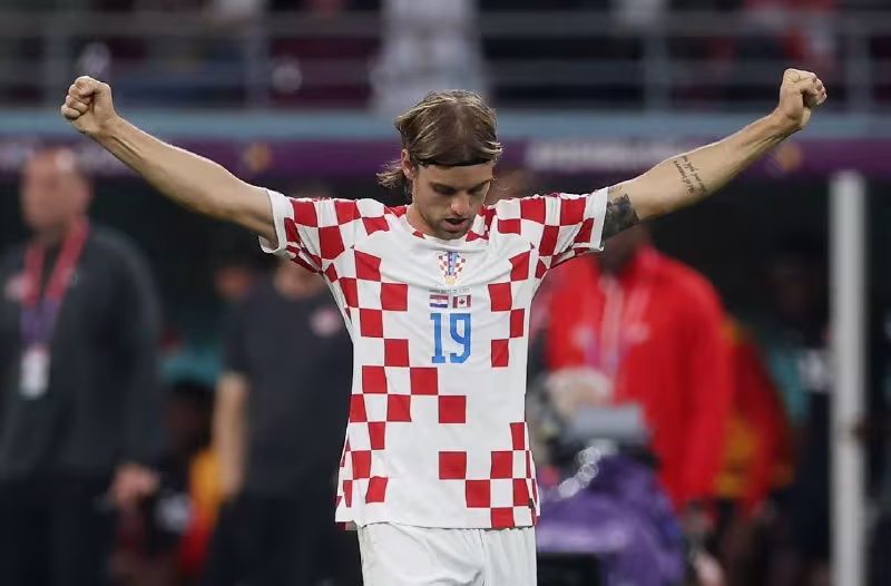 Borna Sosa «Kyoln» futbolchisiga aylandi