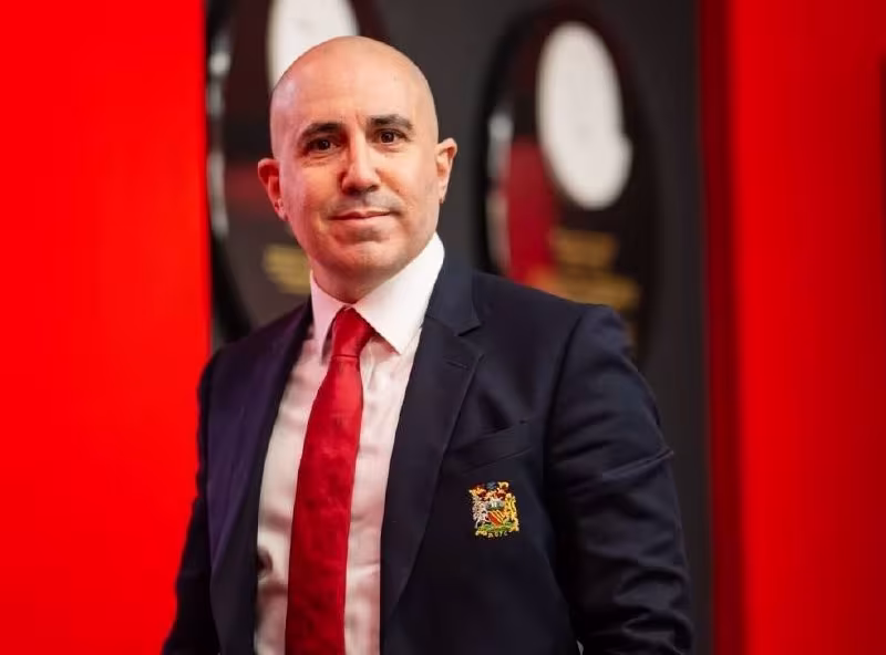 Manchester United rekord darajadagi daromadni qayd etdi