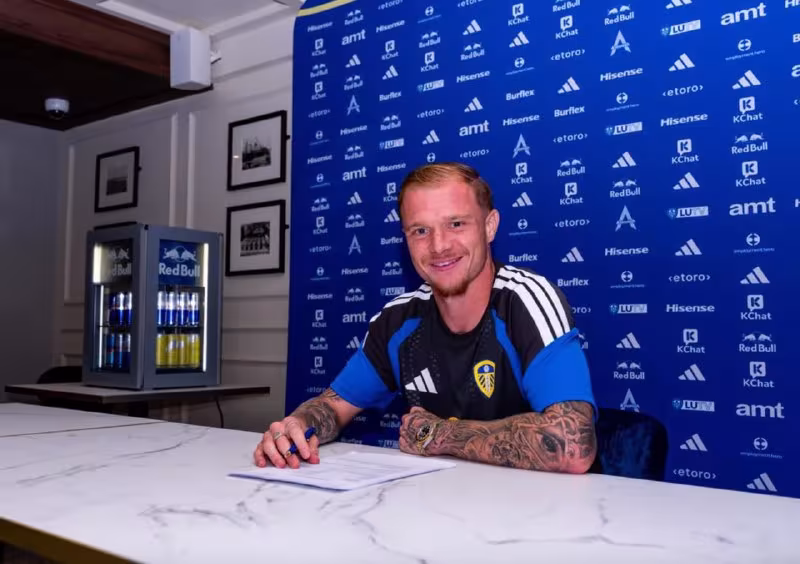 Melvin Bar «Lids» futbolchisiga aylandi