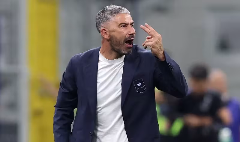 Aleksandar Kolarov ikki o'yinga diskvalifikatsiya qilindi