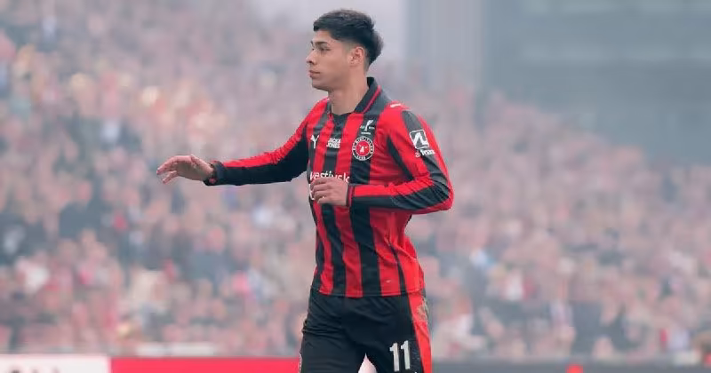 Kristal Pelas Dario Osorio transferi ustida ishlamoqda